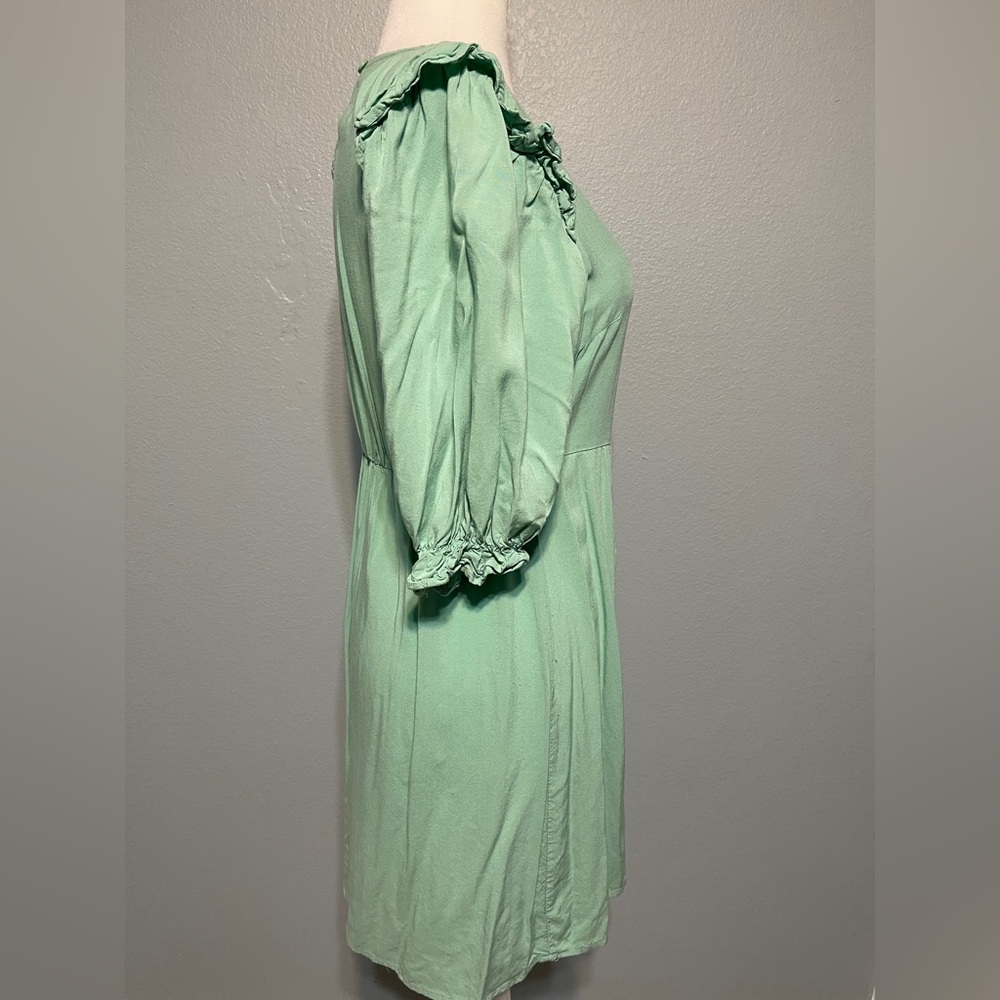 Light Green Women's Midi Dress - Classic Puff Sleeve Large - Picture 2 of 7